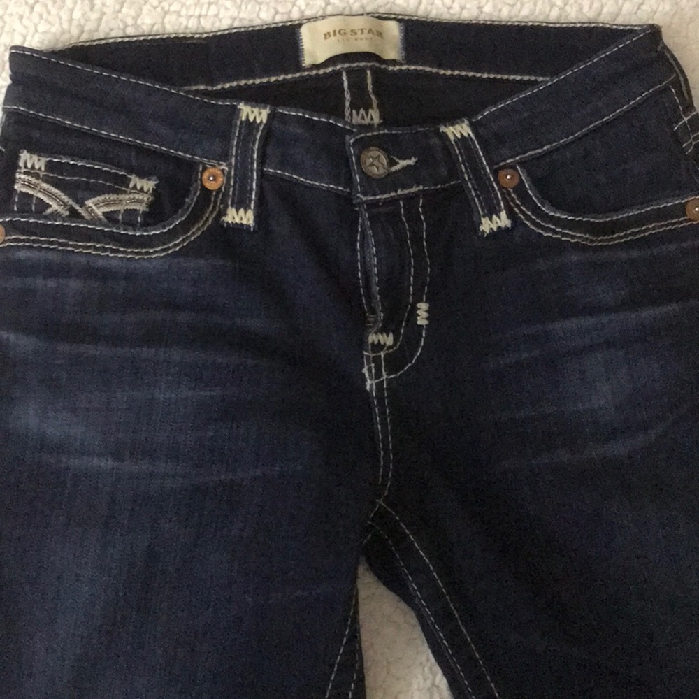 Men’s bootcut jeans.